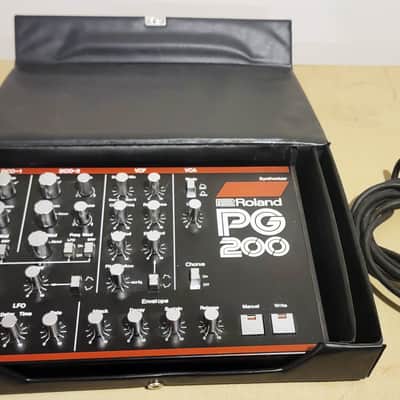 Roland JX-3P 61-Key Programmable Preset Polyphonic Synthesizer with PG-200 Programmer 1983 - 1985 - Black image 7