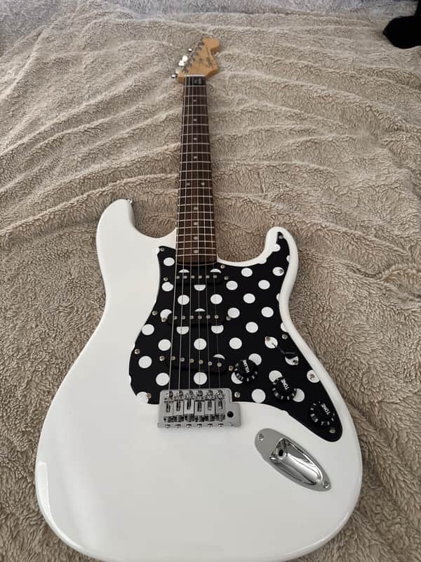 Squier x Angine de Poitrine image 1