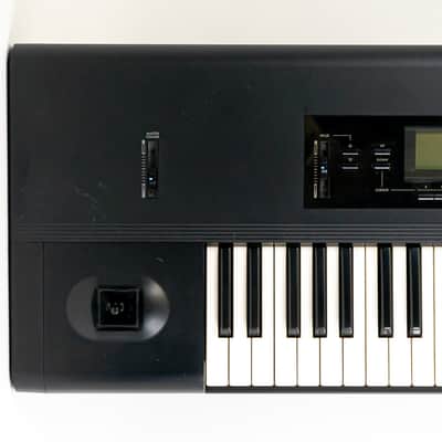 Korg T3 61-Key Workstation Synthesizer with Sequencer & Effects with Gigbag image 2