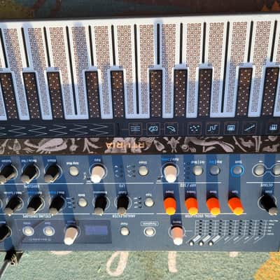 Arturia MicroFreak 25-Key Algorithmic Synthesizer 2019 - Present - Black image 1