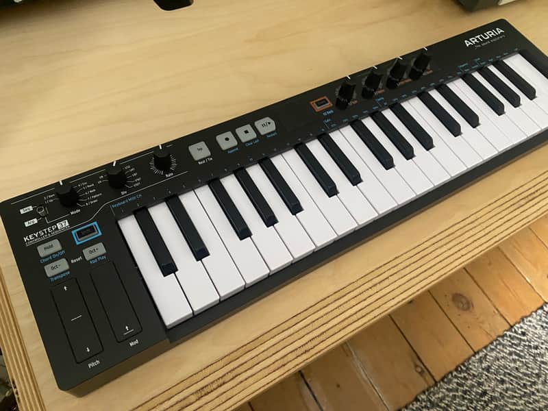 Arturia KeyStep 37 MIDI Controller 2021 - 2025 - Black image 1