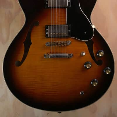 Yamaha SA2200 Semi-Hollow Electric Guitar Sunburst, Yamaha Hard Case included image 1