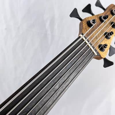 TOM CLEMENT Jon Custom Singlecut 6-String Unlined Fretless Bass w/Gig Bag (#102) image 9