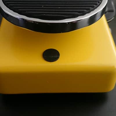 Boxed, As New - Snarling Dogs Mold Spore Wah Ring Modulator 1990s Wha - Yellow image 7