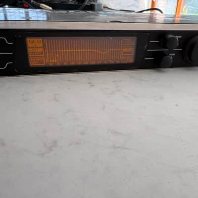 Behringer Ultracurve Pro DEQ2496 24-Bit Mastering Processor 2010s - Standard image 4