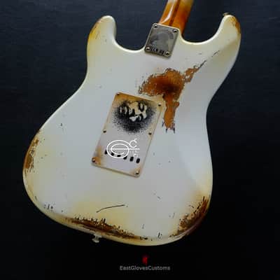 Fender Stratocaster Artist Series Jimi Hendrix Olympic White with Custom Hardcase Heavy Aged Relic image 9