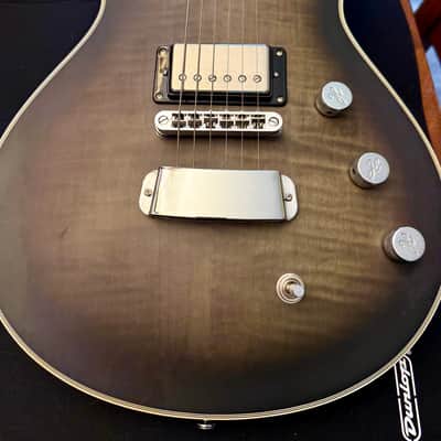 Hagstrom Ultra Max with Hard Case image 2