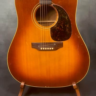 Gibson J-45 ADJ 1970-71 - Cherryburst image 3