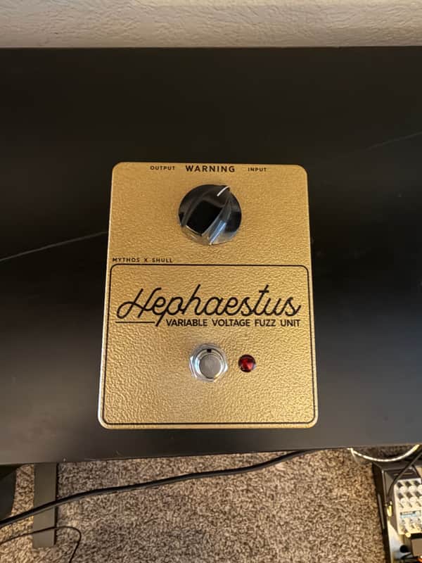 Mythos Pedals Hephaestus Sub-Octave Fuzz Rhett Shull Edition - Gold image 1