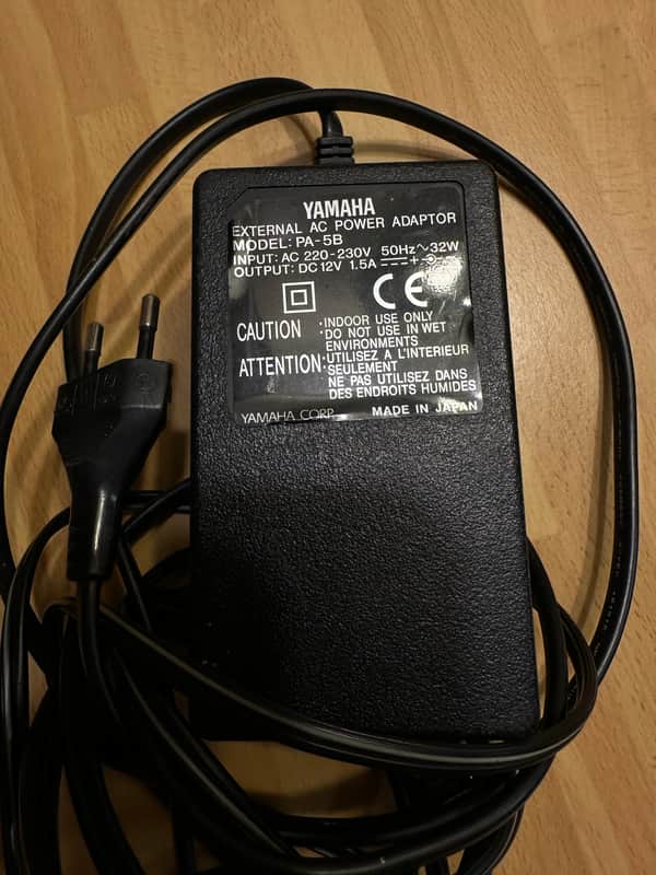 Yamaha PSR-340 - PA-5B original power supply image 1