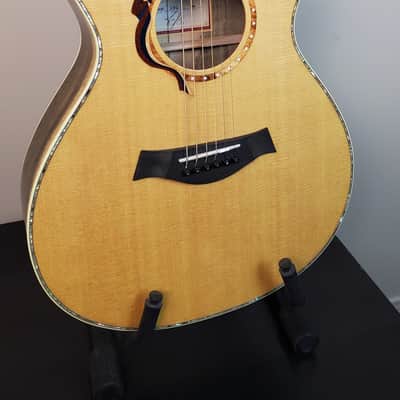 2002 Taylor Liberty Tree Grand Concert image 3