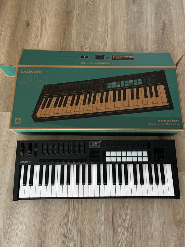 Novation Launchkey 49 MKIV MIDI Keyboard Controller 2024 - Present - Black image 1