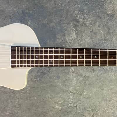 Eleuke RHT-C Solid Body/Electric Concert Size Ukulele - Gloss White image 2