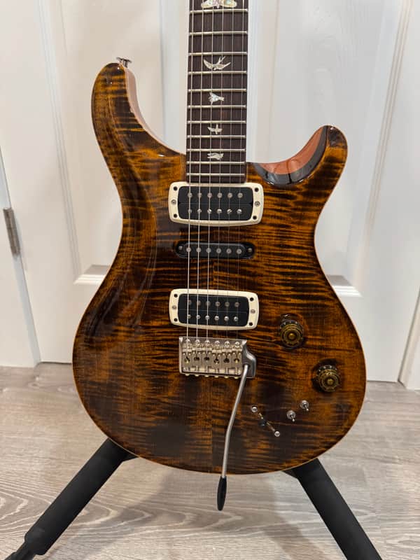 PRS Modern Eagle V Yellow Tiger - 2023 image 1
