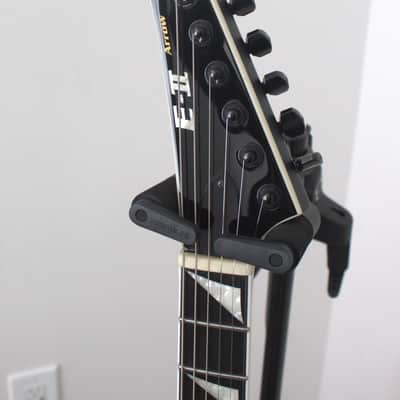ESP E-II Arrow NT Black 2023 with Case image 4