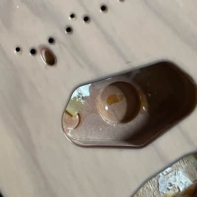 Fender Ultra Luxe Telecaster guitar body ash base coat cream binding imagen 3