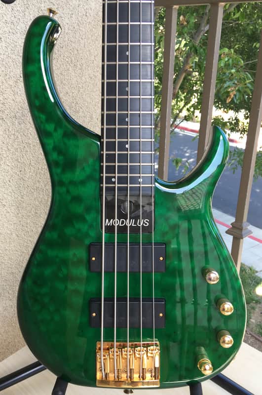 Modulus Graphite Quantum 5 Bass Guitar / Q5 image 1