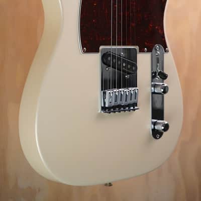 Fender Player II Modified Telecaster Olympic Pearl 2025 Model with Hard Case - Very Good Condition image 2