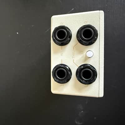 Walrus Audio Canvas Stereo Dual Line Isolator Direct Box 2022 - Present Harvest image 7