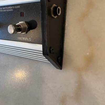 Fender 0057025000 - Black / Aluminum image 3