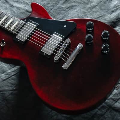 Gibson Les Paul Studio 2019 - Wine Red - VERY GOOD condition image 2