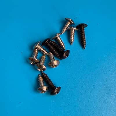 Fender Rumble 15 (PR2490) Bass Amp Part: Chrome Cabinet Corner w/Screws [6PCS] image 6