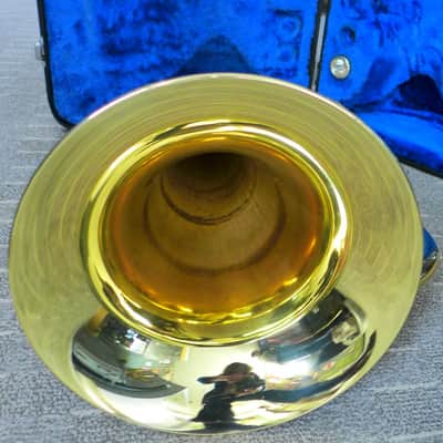 Yamaha YEP-201 Series 3-Valve Euphonium - Brass image 9