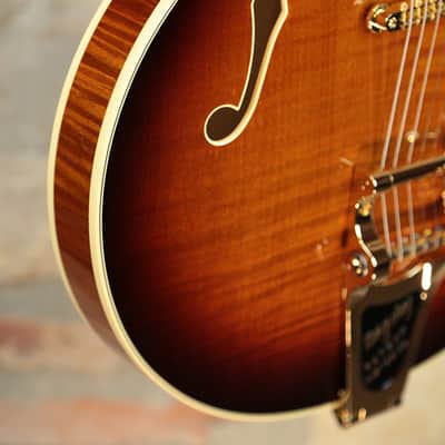 GRETSCH Broadkaster LX Figured Center Block - w/Bigsby, Gold Hardware & Ebony - Havana Burst image 12