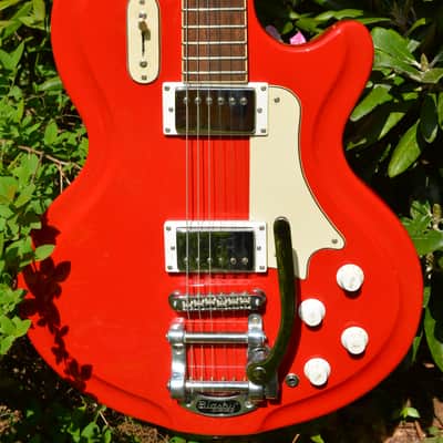 Airline '59 Coronado Deluxe DLX in Gloss Red w/New Chrome Dunlop Straploks, & New Supro Hardshell Case ~ As New ! image 1