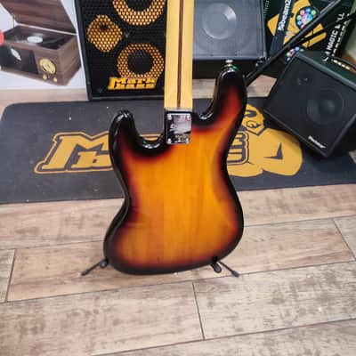Squier Vintage Modified Jazz Bass Fretless - Sunburst image 4