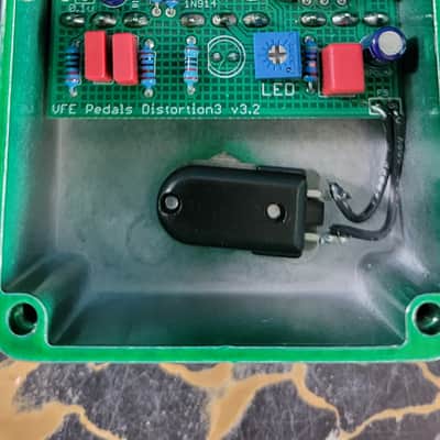 VFE Distortion 3 2024 - Green image 10