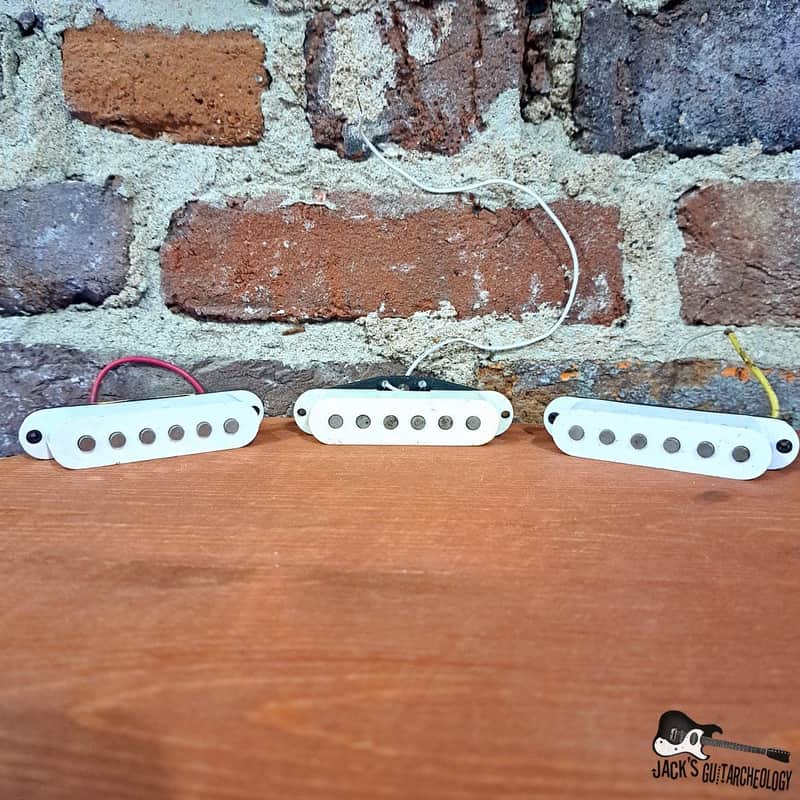Economy S-Style Single Coil Pickups - Set of 3 (2000s - White) image 1