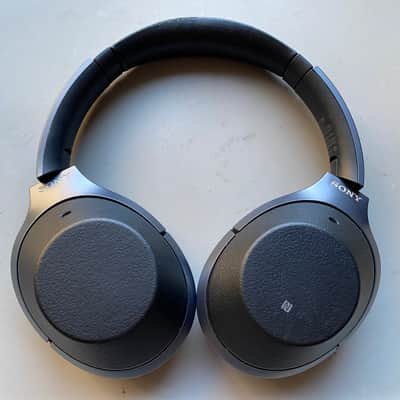 Sony WH-1000XM2 Wireless Noise Canceling Headphones image 2