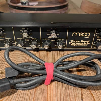Moog MKPE Three Band Parametric Equalizer imagen 6