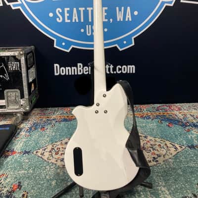 Eastwood Tom Hamilton's Aerosmith, Airline Map DLX  White "Dressing Room Bass" (#23) 2000s - White image 16