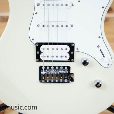 Yamaha PAC112V-VW Pacifica HSS with Rosewood Fretboard - Vintage White image 5