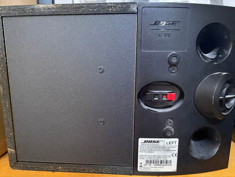 Bose 301 V Series 1990’s - Black image 1