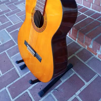 1971 Yamaha G60A, Nippon Gakki, Japan. Good Condition and Ready to Play image 5