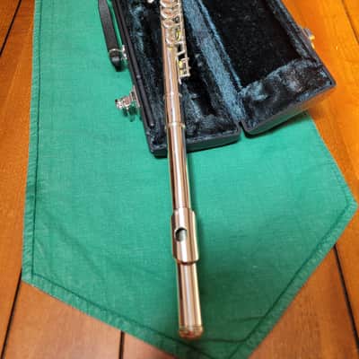 Yamaha YFL-221 Student Flute | Reverb