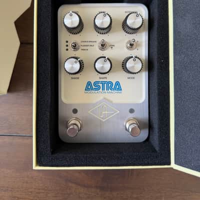 Universal Audio UAFX Astra Modulation Machine Pedal 2025 image 11