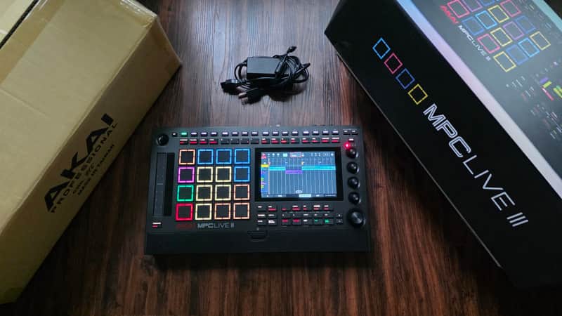 Akai MPC Live III Standalone Sampler / Sequencer 2025 - Present - Black image 1