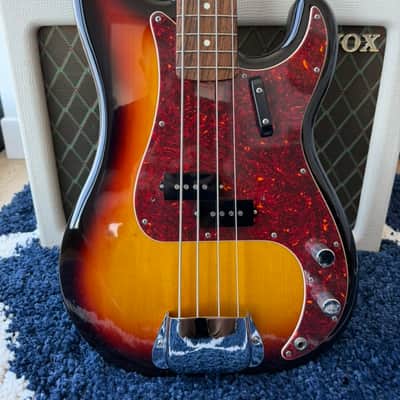 Fender Hama Okamoto Signature Precision Bass 2017 - Present 3-Color Sunburst image 5
