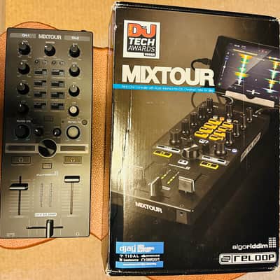 Reloop Mixtour Portable DJ Controller/Audio Interface 2010s - Black image 3