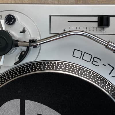 Gemini XL-300 Fully Manual Direct Drive DJ Turntable image 5