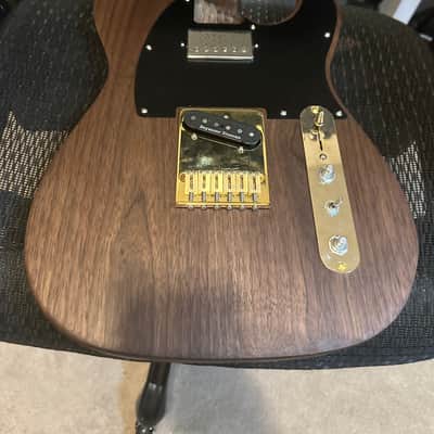 S.M. Wolk Custom Guitars & Basses Pickwicker-T Walnut Supreme 2024 - Oil image 1