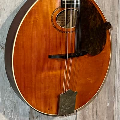 Fantastic Gibson Style A Mandolin 1917 Natural, Original Pickguard & Case, Includes a fresh Pro Setup ! image 3