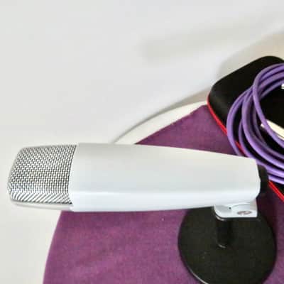 Sennheiser MD 421-U Cardioid Dynamic Microphone image 5