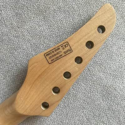 Short Scale Mini Guitar Maple Wood Neck, 24 Frets Fingerboard Fretboard image 11