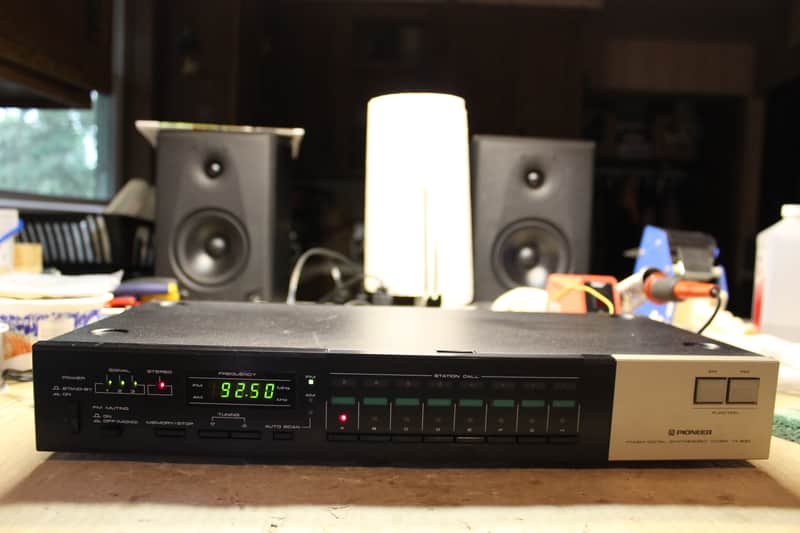 Pioneer TX-930 (2) AM FM Stereo Tuner image 1