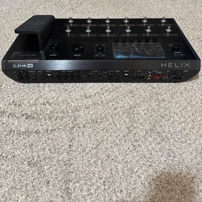 Line 6 Helix Floor with Gator Case with Wheels image 5
